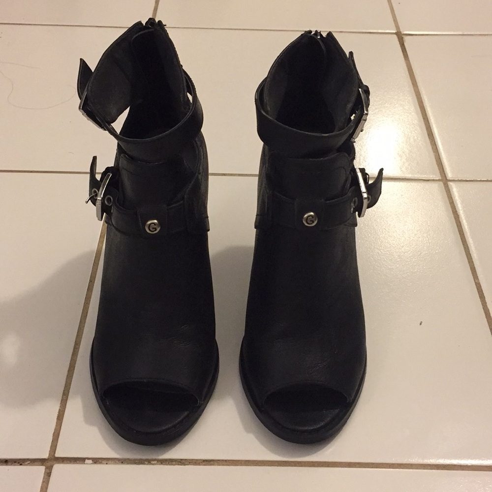 *BOGO 50%*G by Guess black leather block heels - Picture 2 of 5
